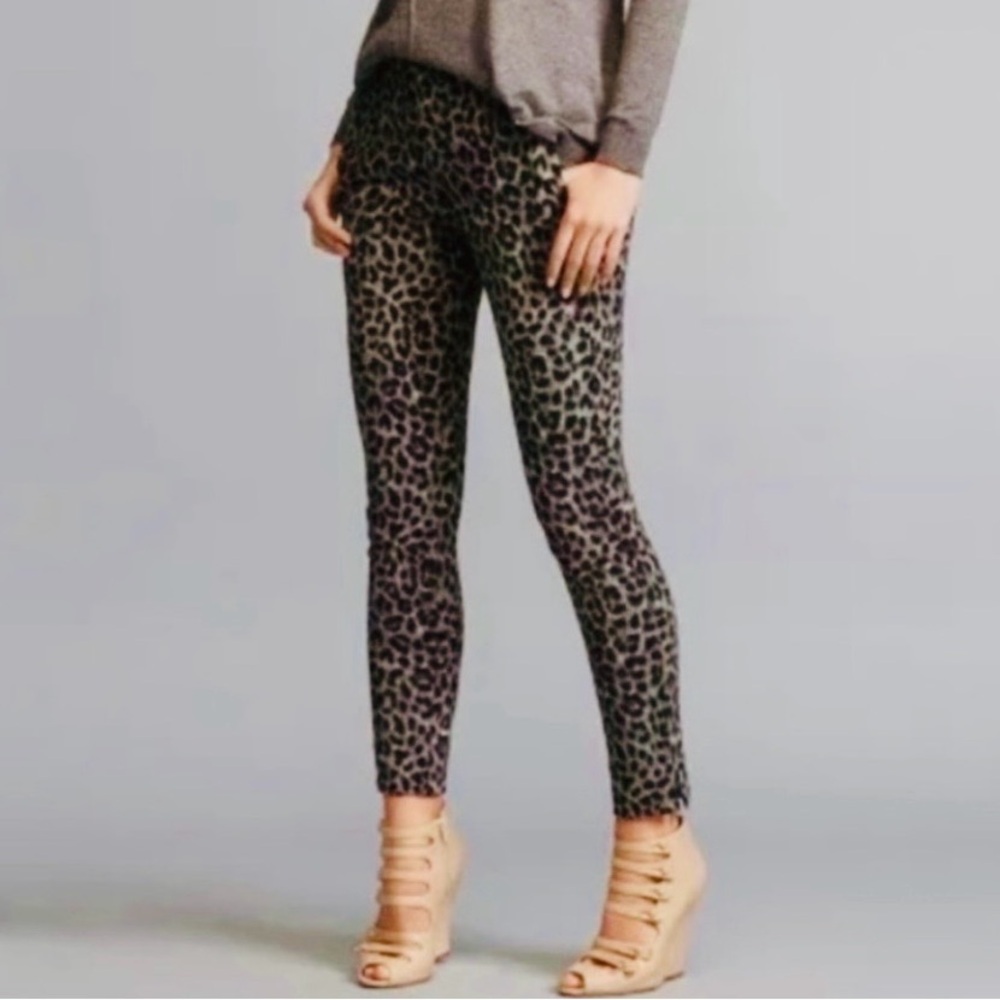 CAbi 3393 Size 4  Jungle Leopard Print Ankle Pants Rayon-Nylon-Spandex NWOT